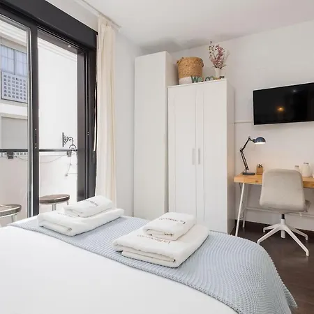 Rustic Chic In Downtown Apartamento Málaga