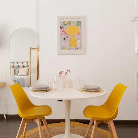 Rustic Chic In Downtown