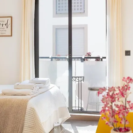 Rustic Chic In Downtown *