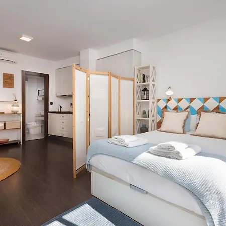 Apartamento Rustic Chic In Downtown Málaga